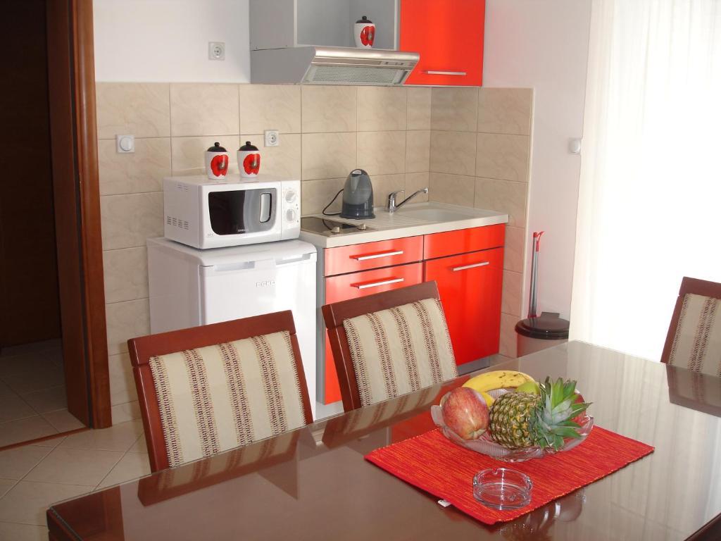 Apartment Dakic ヘルツェグ・ノヴィ 部屋 写真